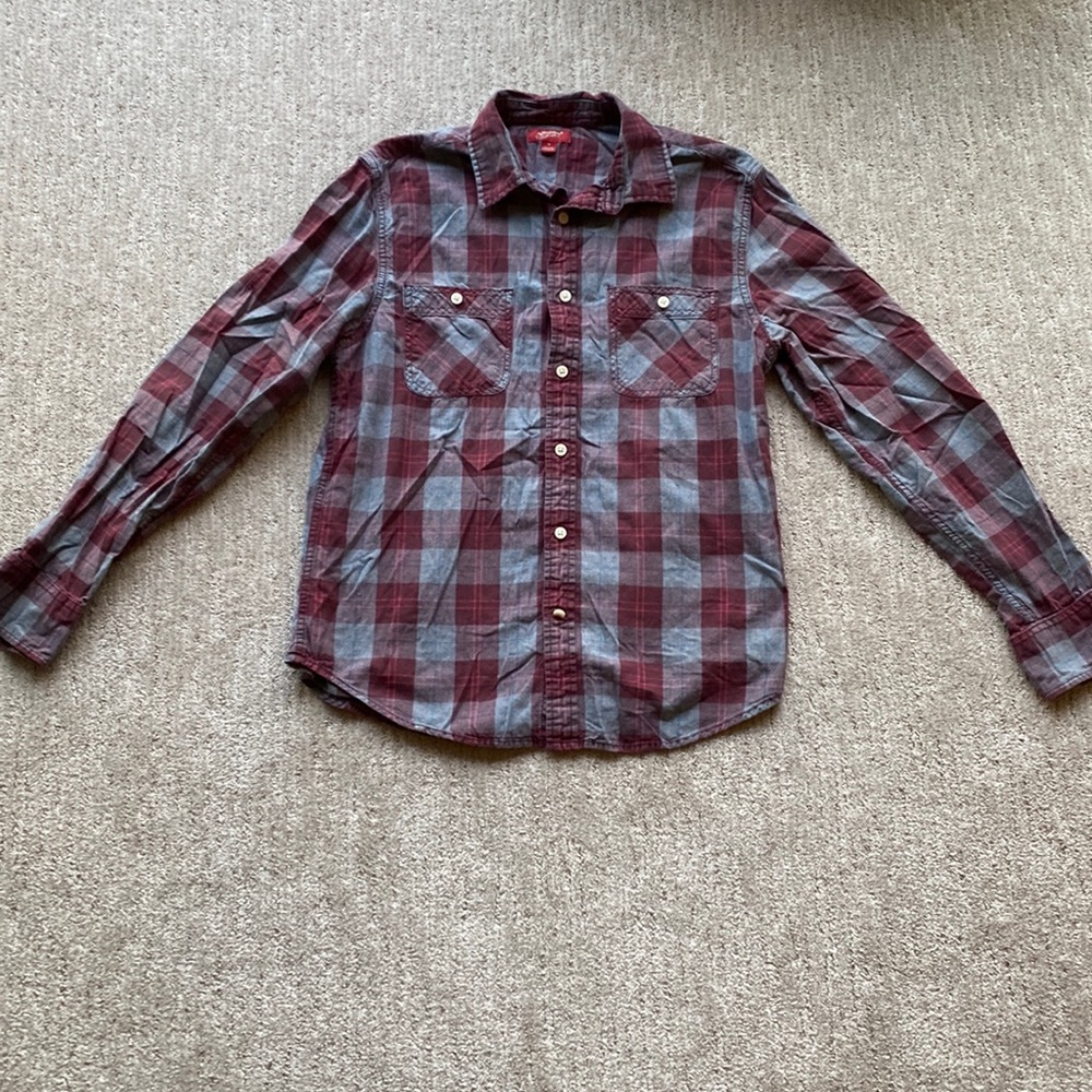 Men’s Plaid Button Down Shirt Size Medium